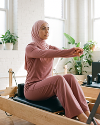 Pilates Glow - version voilée (image générée par IA)