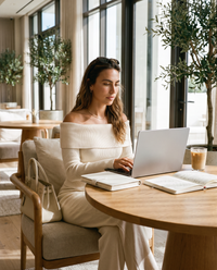 Pack Entrepreneuse Business Lifestyle - exemples de photos générées par IA