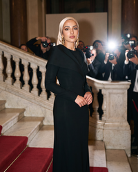 Gala Night - même personnage, autre posture