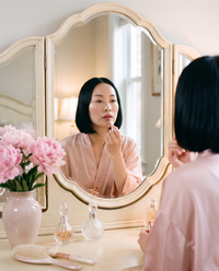 Pink Vanity - même personnage, autre posture