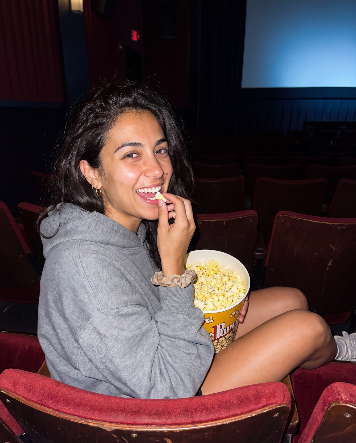 Cinéma au Flash - exemple de photo générée par IA avec ce prompt